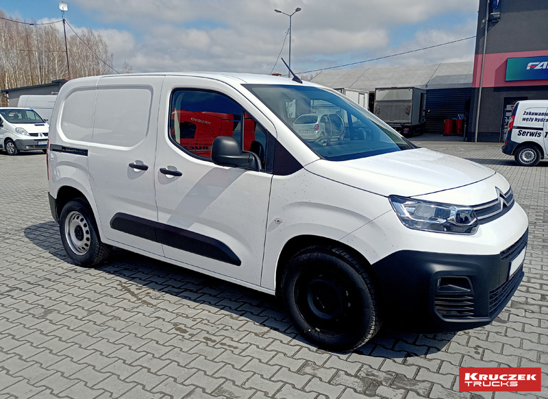 wypożyczalnia busów citroen berlingo